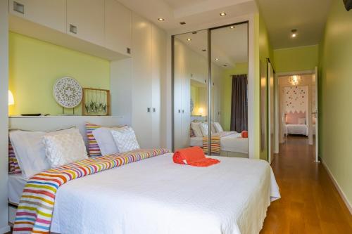 Green Apartment