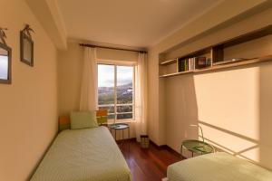 Green & Blue 3 Bedrooms