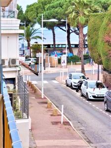 Green Design vue mer & hyper centre Juan-Les-Pins