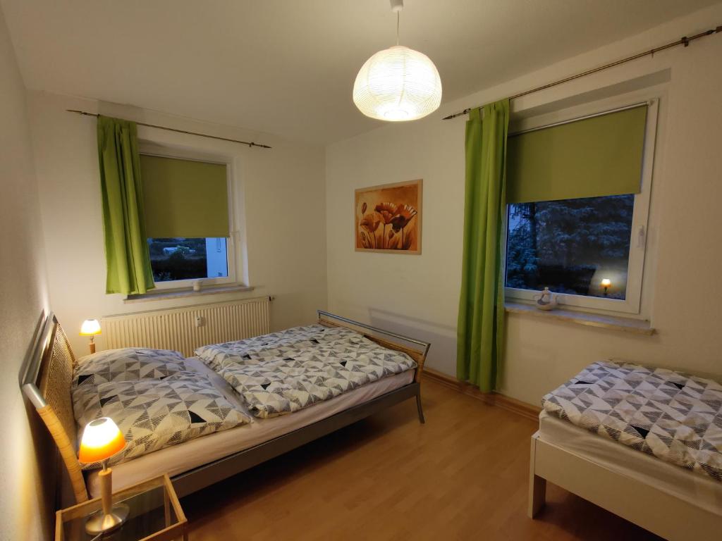 Appartement Green Oelsnitz am Hegebach mit Netflix und Parkplatz Self Check-in Obere Hauptstraße 47 a 09736 Oelsnitz