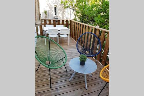 GregBnb-com - La terrasse dans les arbres ! T2 plein Sud - WiFi