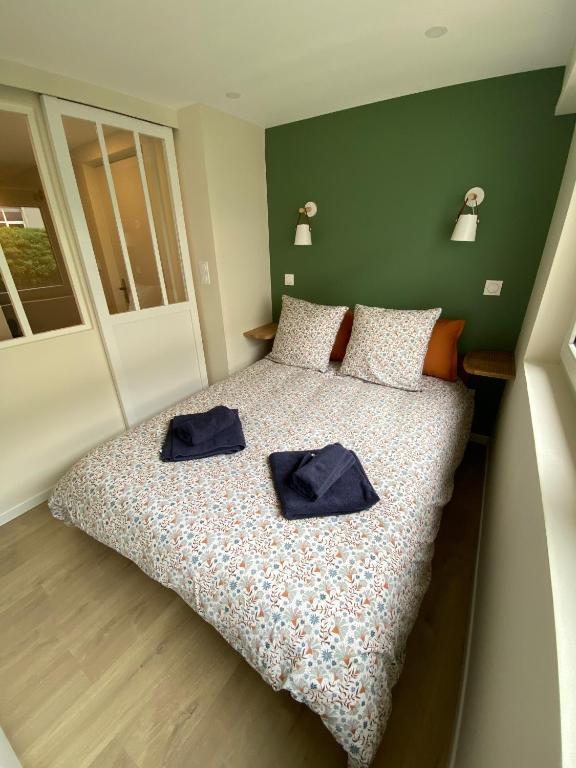GregBnb-com - T2 50m2 - Jardin 80m2 - 15min gare