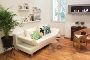 GregBnb-com - T2 Cosy et design - PARKING INCLUS - WiFi - 15min Gare