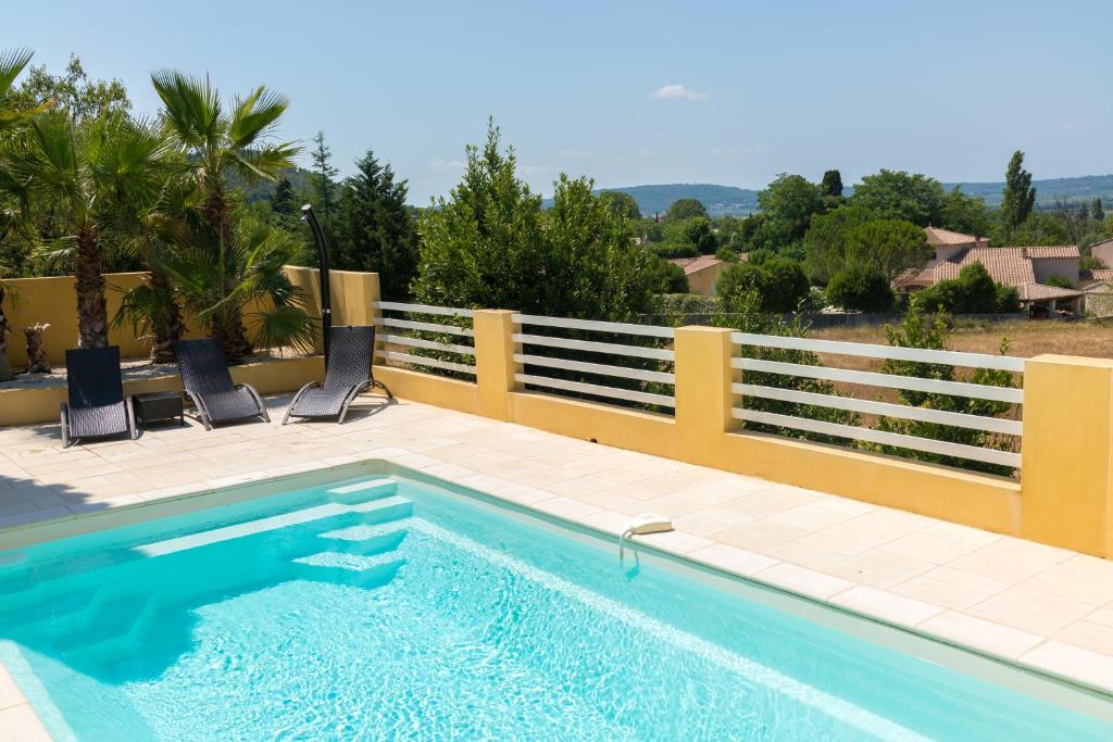 Grimaud 4 personnes - Piscine 83310 Grimaud