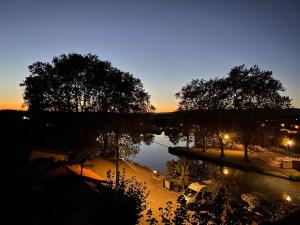 Appartement Große Ferienwohnung am Canal du MIDI mit Dachterrrasse 37 Quai des Tonneliers 11200 Homps Languedoc-Roussillon