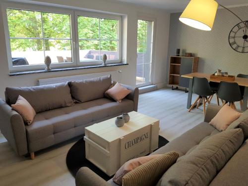 Große, helle Ferienwohnung mit 2 Balkonen auf dem Bauernhof in der Lüneburger Heide