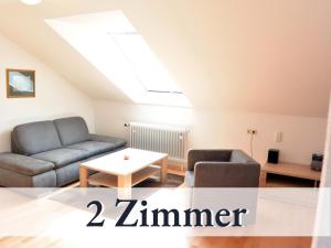 Große moderne Ferienwohnung in bester Bodenseelage l 1 Minute zum Bodensee l 3 Zimmer l Vollausgestattete Küche l Sonnenbalkon l WLAN l Willkommen im Apartment Mettnau