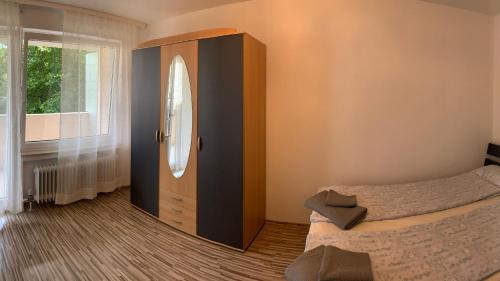 Große und helle Ferien Wohnung mit Parkplätzen
