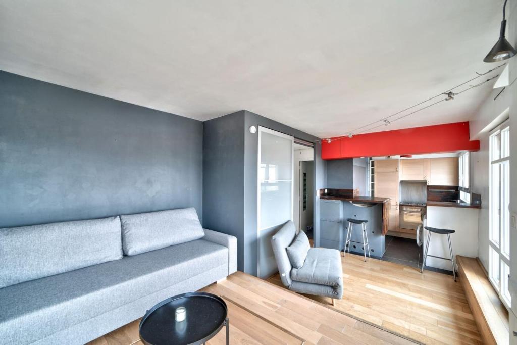 Große Wohnung, 100 qm mit Terrasse