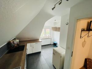 Große zentrale Wohnung, 4 Zimmer, 110qm, renoviert