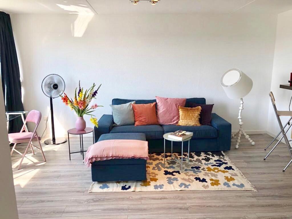 Appartement großes Appartement mit Aussichtsbalkon 175 Hauptstraße 71642 Ludwigsbourg