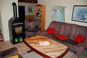 gro_zuegige Ferienwohnung mit Kamin