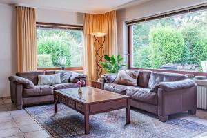 Großzügige Komfort-Ferienwohnung mit Sonnenterrasse und Garten in der Lüneburger Heide