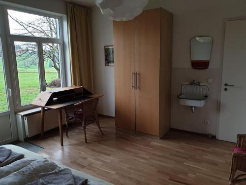 Großzügige Oase im Grünen