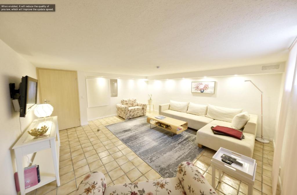 Großzügige und gemütliche 2 Zimmer Ferienwohnung nahe Alz und Chiemsee 7 Stifterstraße Souterrain, 83342 Tacherting