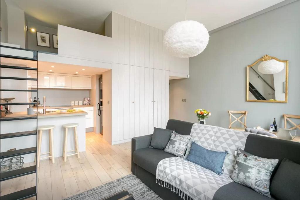 Großzügige Wohnung in der Neustadt