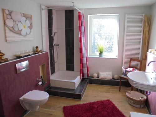 Großzügige Wohnung mit Flair!