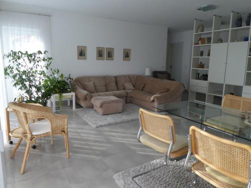 großzügige,zetrumsnahe Wohnung