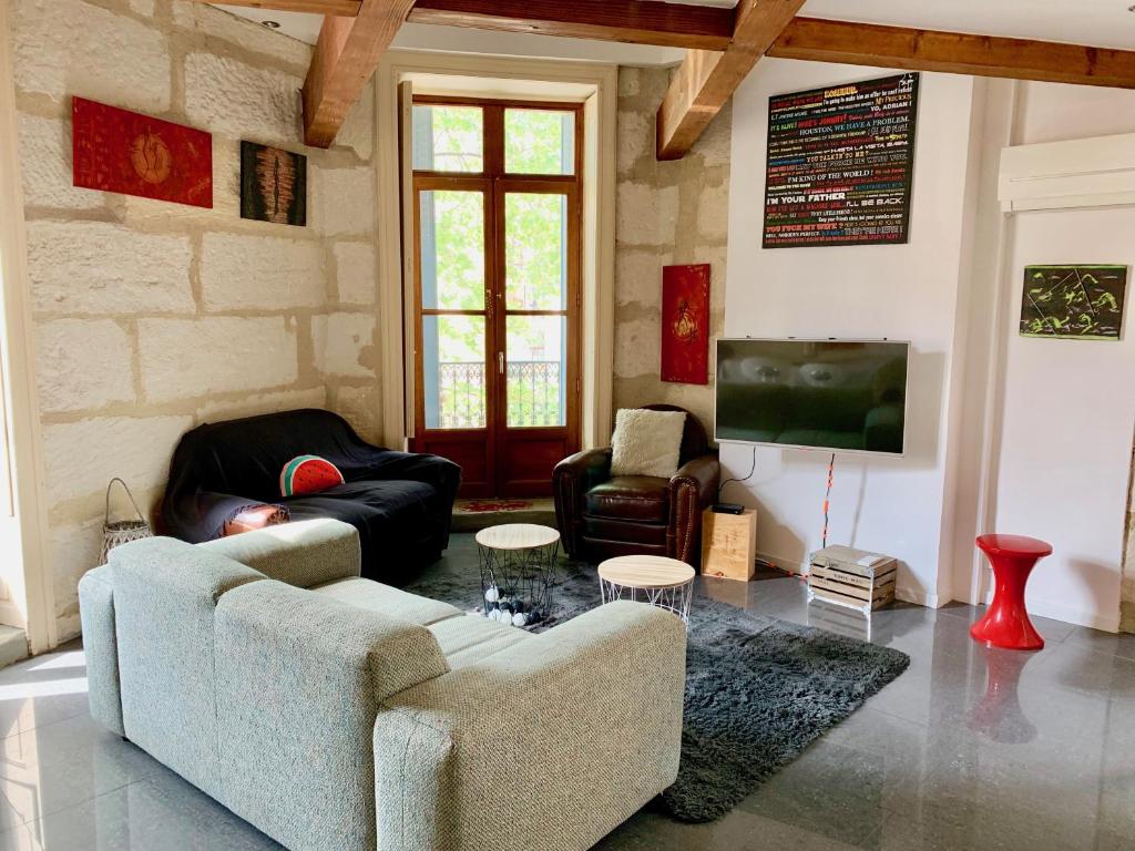 Appartement GROOMI Le Duplex- Climatisé, 3 chb centre de Montpellier! 9 Avenue du Pont Juvénal 34000 Montpellier