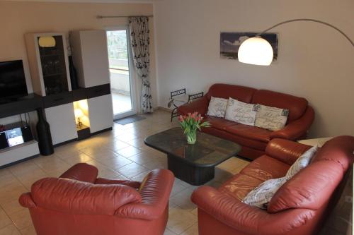 Grosszuegige-Ferienwohnung-im-OT-Bad-Strandnaehe