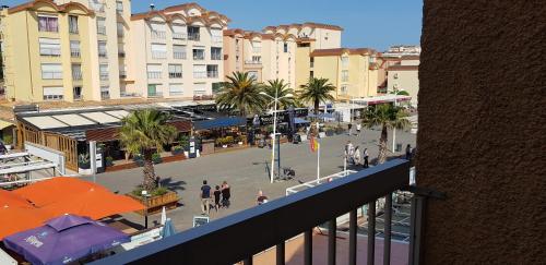 Gruissan-Port-T2-2chambres-5pers-43m2-climatisé-Parking-ValFred