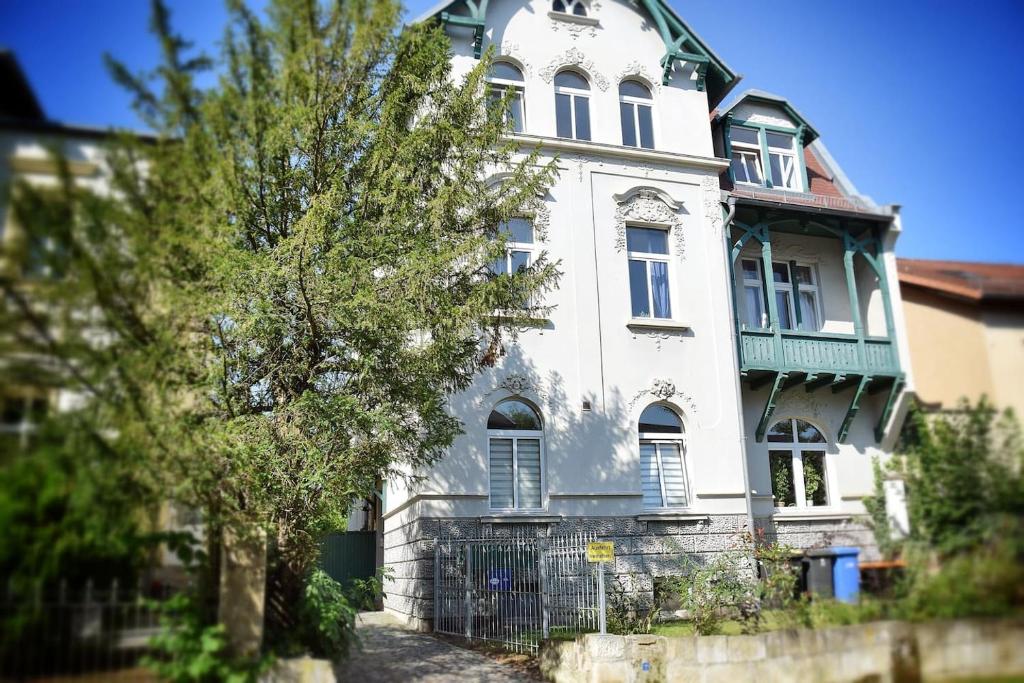 Appartement Gründerzeit 17 Bürgergartenstraße 06618 Naumbourg