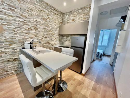 Guest-K Peretto Netfix-Balcon-Free Parking