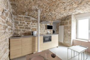 GuestReady - 1 Bedroom Mediterranean-Style Apartment - Louvre