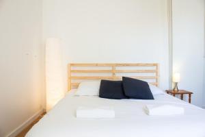 GuestReady - Bibi's heart with a parking lot