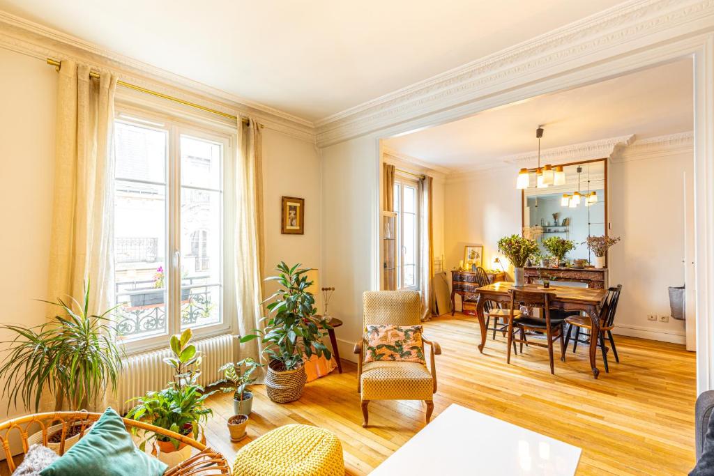 Appartement GuestReady - Charming classic-style apartment 2 Rue Lapeyrere 75018 Paris