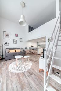 Appartement GuestReady - Chic Duplex in Villeurbanne 38 Rue Charles Montaland 69100 Villeurbanne Rhône-Alpes
