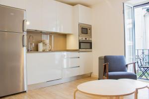 GuestReady - City center terrace and parking