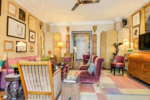GuestReady - Classic Parisian Home in Marais