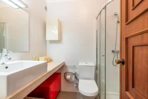 GuestReady -- Classic Portuguese-style Apartment in Sunny Cascais
