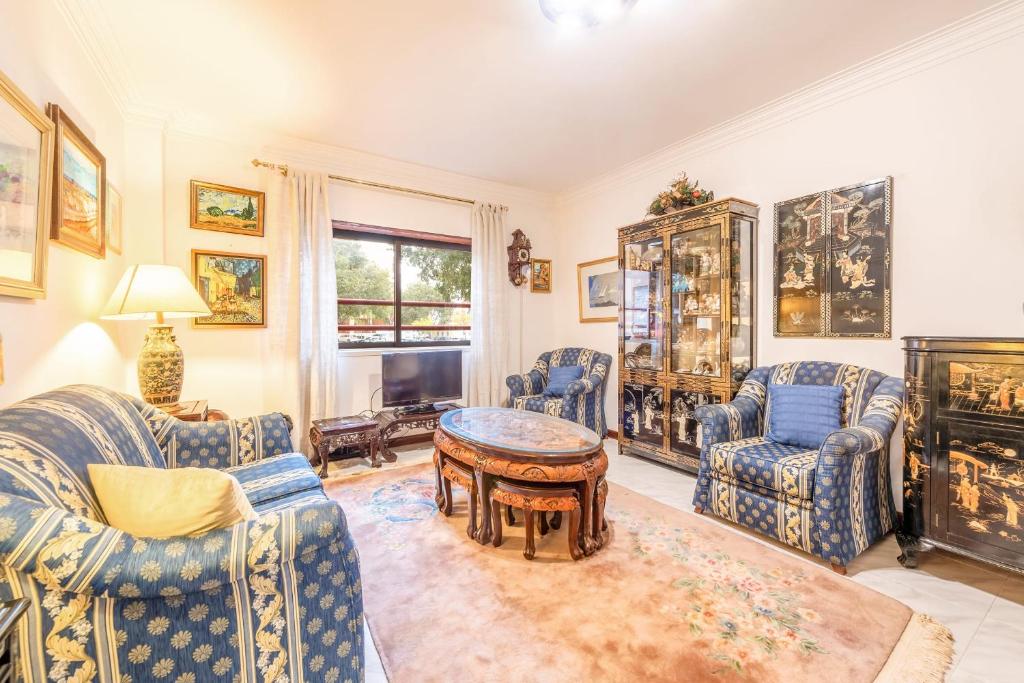 GuestReady - Classy Apt in Cascais 126 Avenida Doutor Manuel Ricardo Espírito Santo Silva, 2750-769 Cascais