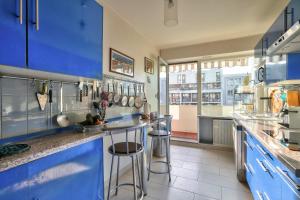 Appartement GuestReady - Colourful and Homelike Apt in the 11th arrond 31 Rue Saint-Ambroise, Paris, France 75011 Paris Île-de-France