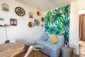 GuestReady - Colourful and Spacious Apt for 4pax in Drancy