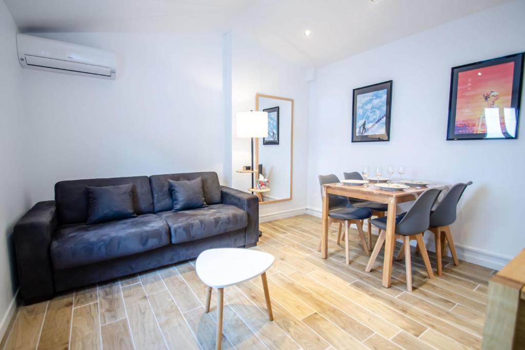 Appartement GuestReady - Cosy flat with beautiful terrace 3 Rue Saint-Honoré, Cannes, France 06400 Cannes