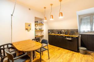 GuestReady - Cozy Apt 4 mins from Eiffel Tower