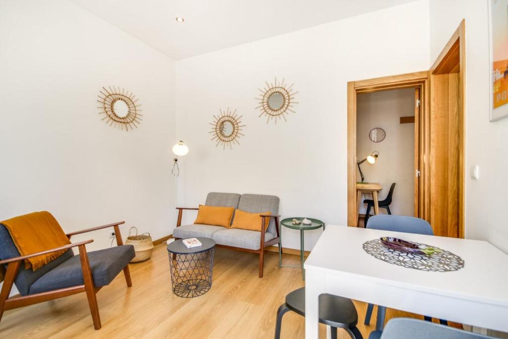 GuestReady -- Cream and Wood Stay in Alcântara Triste Feia 20, 1350-108 Lisboa, Portugal, 1350-108 Lisbonne