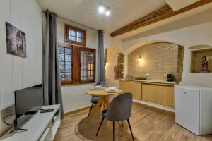 GuestReady - Historic Studio Near Annecy Fountain