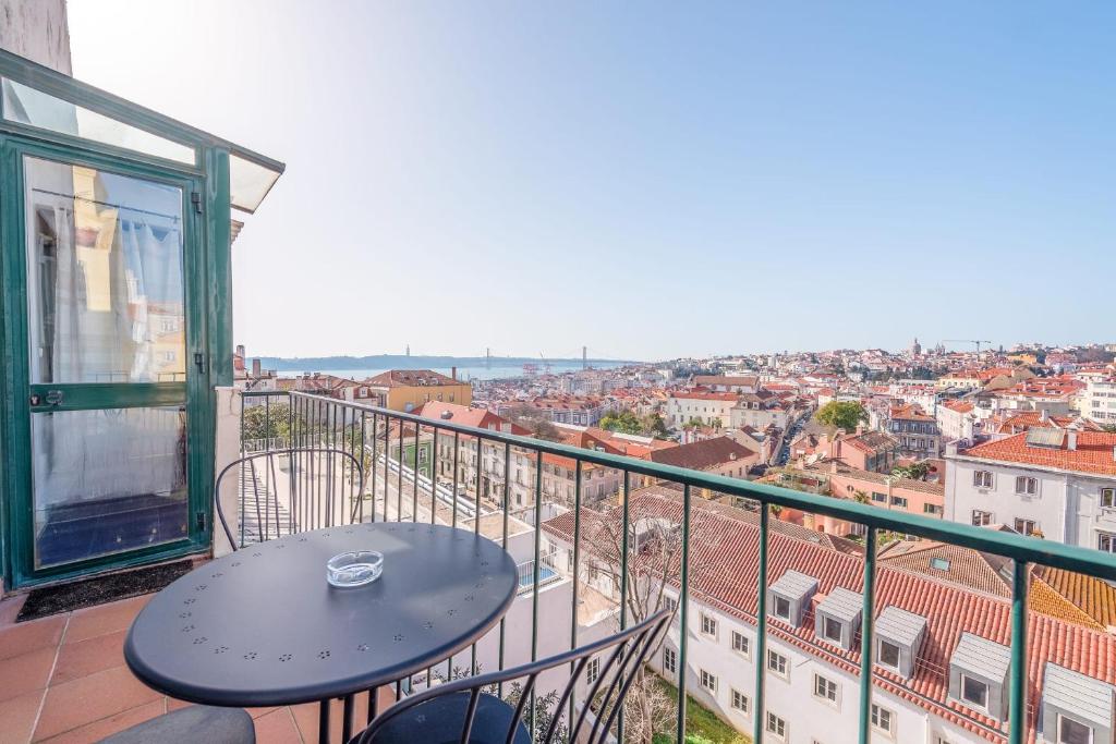 Appartement GuestReady - Les Fleurs Rua Nova do Loureiro 37, Lisboa, Portugal 1200-293 Lisbonne