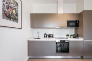 GuestReady - Marshall Art
