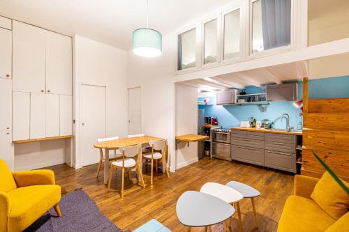 GuestReady - Mellow yellow in the 19th