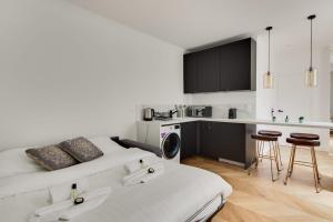 GuestReady - Modern Flat near Saint-Germain-des-Prés NETFLIX
