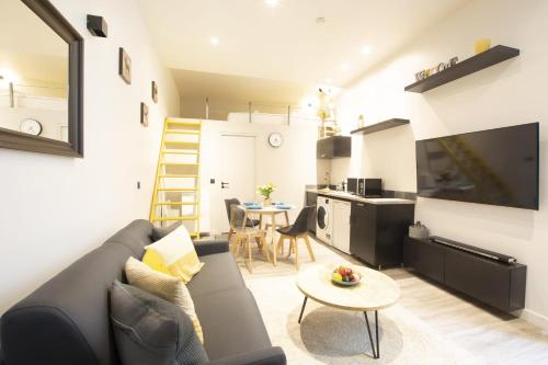 GuestReady - Modern Flatin the Heart of le Marais