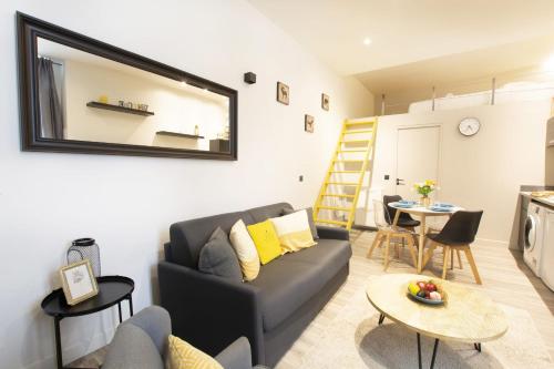 GuestReady - Modern Flatin the Heart of le Marais