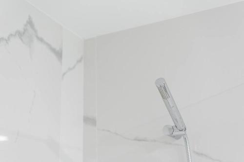 GuestReady - Oporto Spotlight - Right