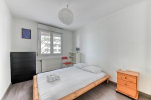 Appartement GuestReady - Red dawn in Gratte Ciel 40 Rue Colin 69100 Villeurbanne Rhône-Alpes