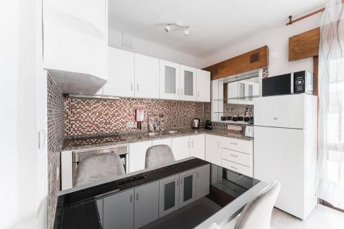 GuestReady - Rooftop Retreat near Amarante Garden